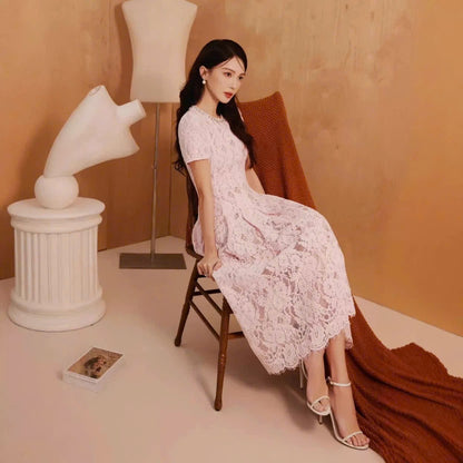 Đầm ren tà xếp ly cổ đính ngọc màu hồng 6051