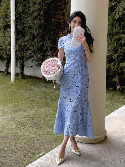 Đầm ren đuôi cá cổ đứng màu xanh dương 6055