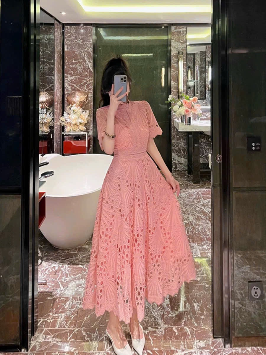 Đầm ren hồng cổ đứng form dài siêu đẹp 6061