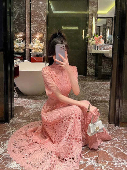 Đầm ren hồng cổ đứng form dài siêu đẹp 6061