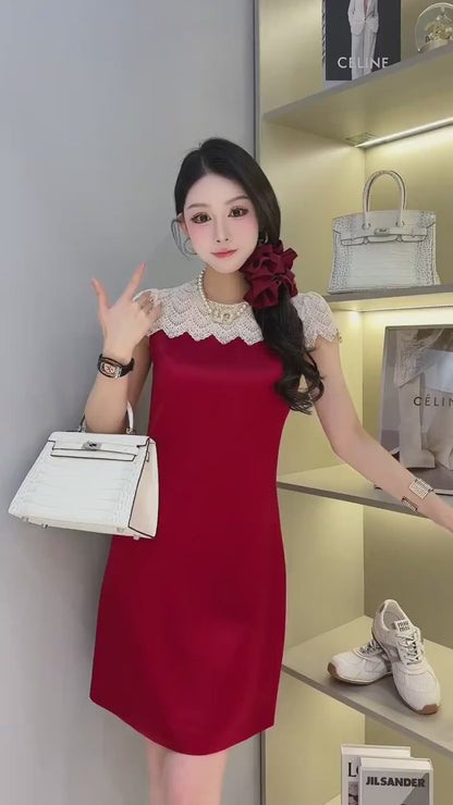 Đầm lụa Đỏ suông ren cổ tay trắng xinh xỉu 5547