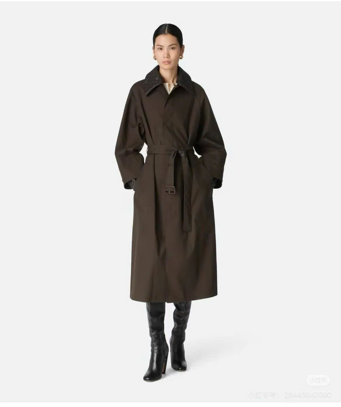 Áo jacket Bottega dáng dài cổ bẻ đan da Màu Be 9557