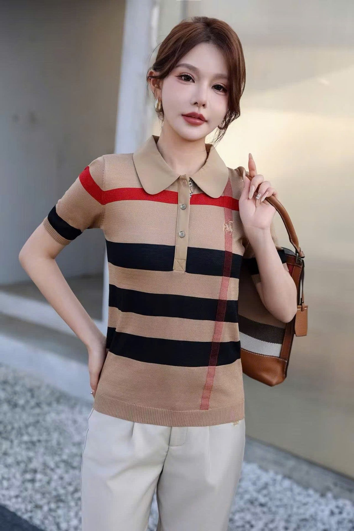 Áo Bb cổ bẻ vạc bầu sọc đen đỏ 19073 vải len mềm đẹp Màu Nâu 9200