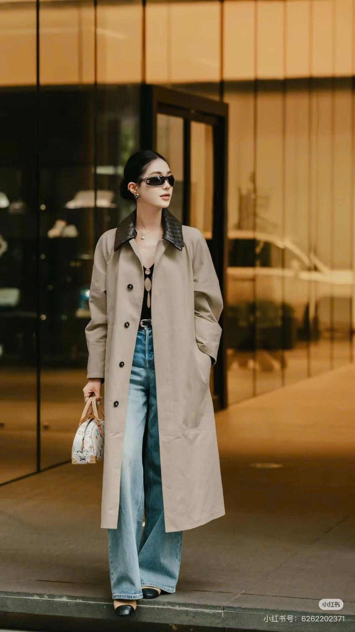 Áo jacket Bottega dáng dài cổ bẻ đan da Màu Be 9557